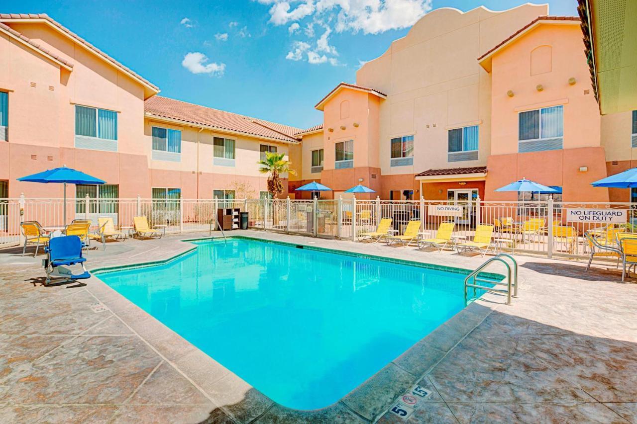 Fairfield Inn & Suites Twentynine Palms - Joshua Tree National Park מראה חיצוני תמונה